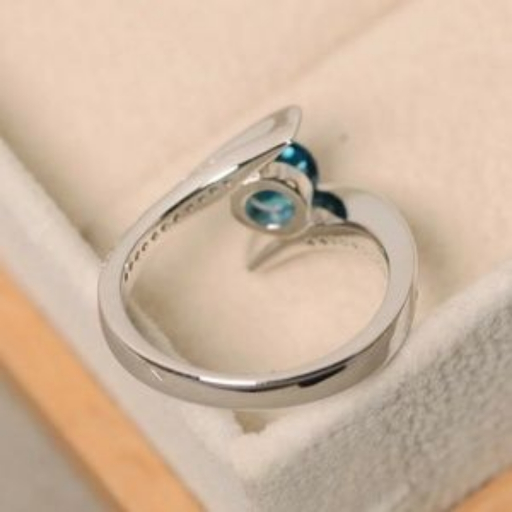 ***New Round Cut Aquamarine 925 Silver Ring - Picture 2 of 5